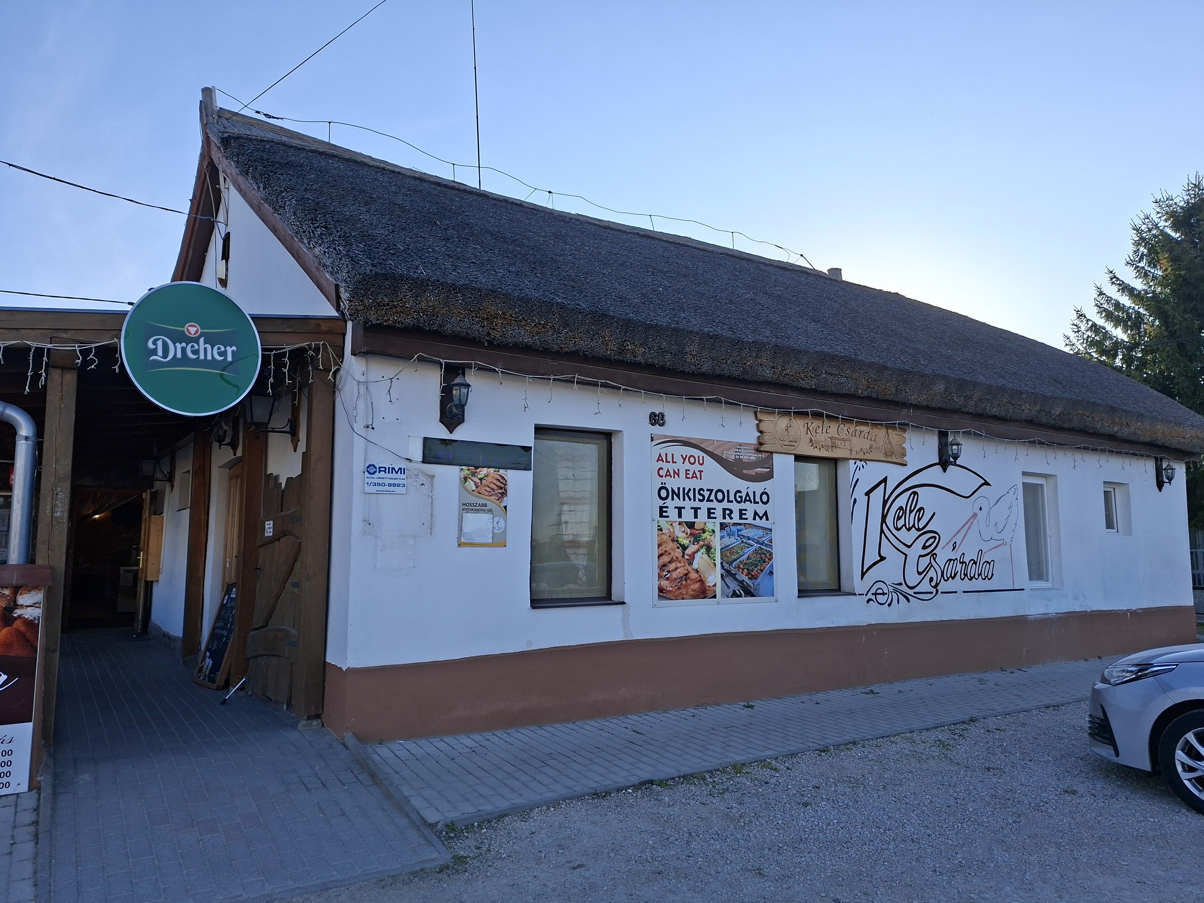 Parkolási lehetőség a Csárda körül